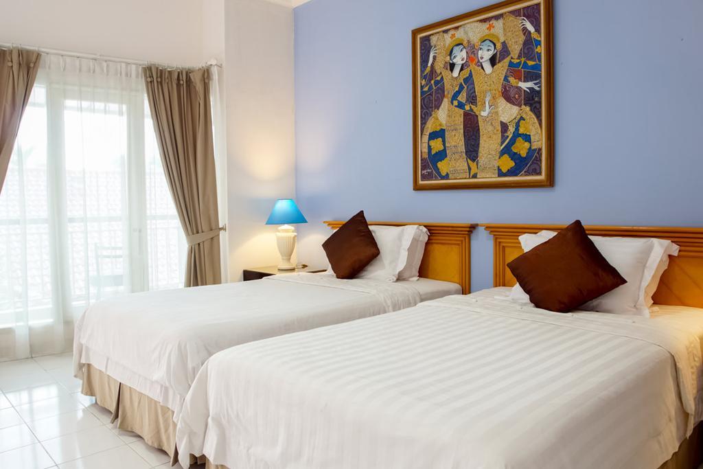 Topaz Guest House Jakarta Exterior photo